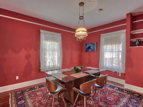 66 Weeden Street Home