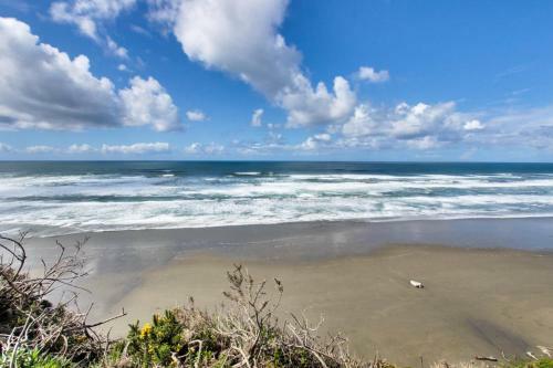 Bandon Bluff House