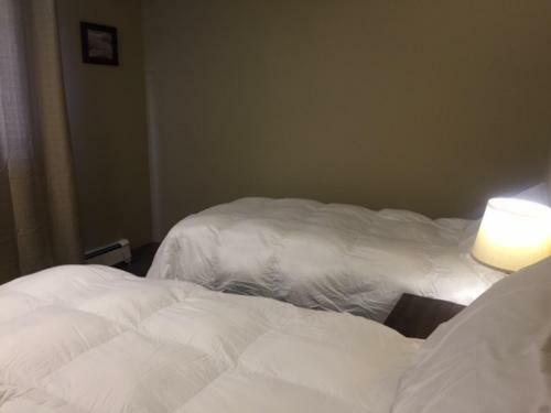 Hostal Marathon View Vacation Rentals