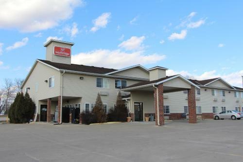 Motel Westbridge Inn & Suites