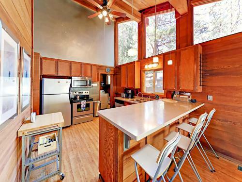 2260 Arizona Avenue Home