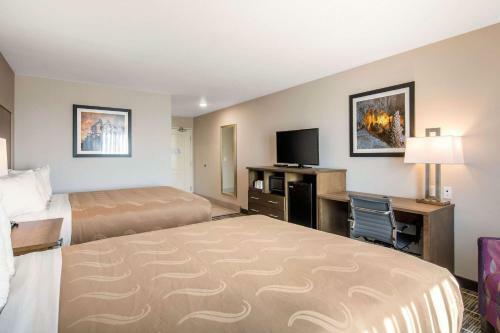 Hotel Quality Inn & Suites