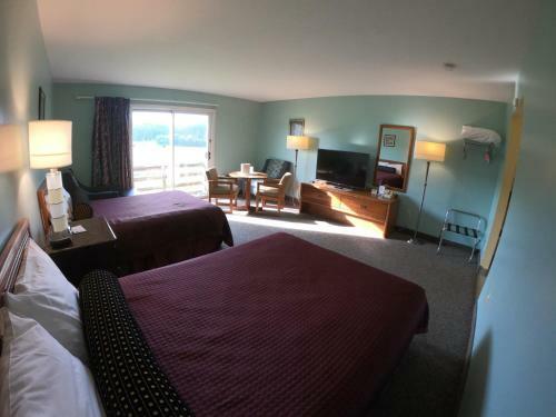Hotel Copper Lantern Motor Lodge