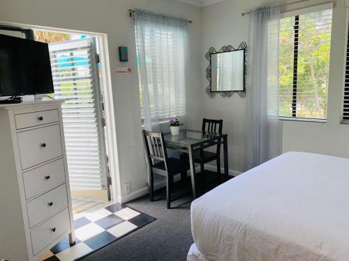 Posada Sabal Palms Inn