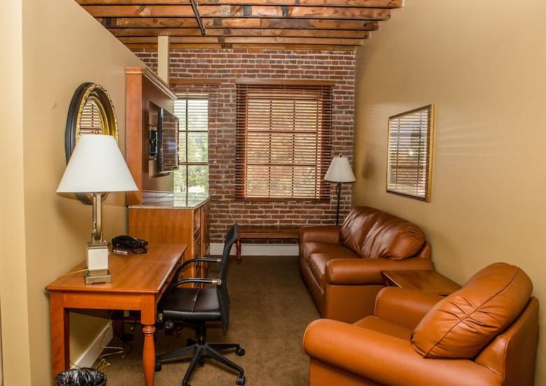 Hotel Jackson Park Inn