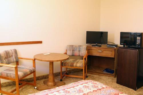 Country Inn Motel
