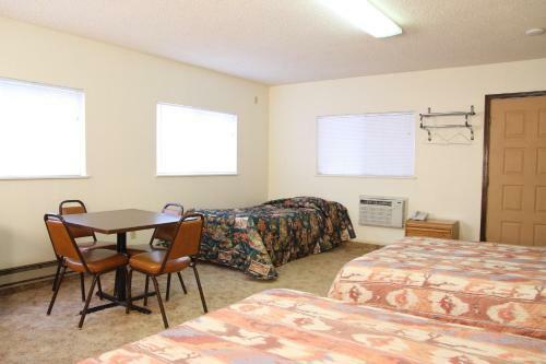 Country Inn Motel