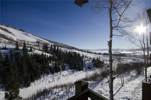 Storm Meadows Club B Condominiums - Cb319
