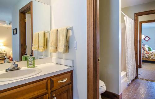 Saltbox By Carefree Quechee Vacations