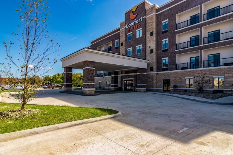 Hotel Comfort Suites