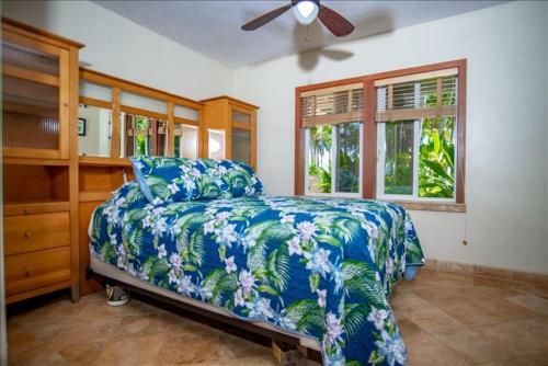 Pukoo Cottage