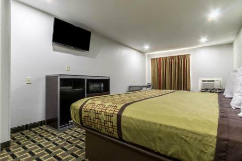 Motel Scottish Inn And Suites Tomball