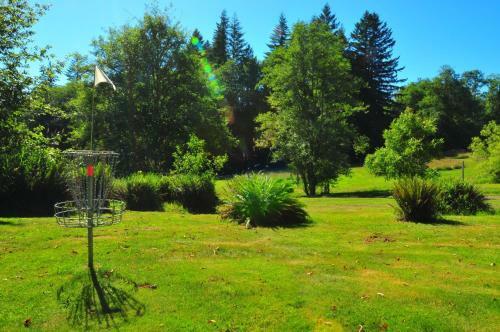 Bed & Breakfast Lucky Mud Inn And Disc Golf Resort