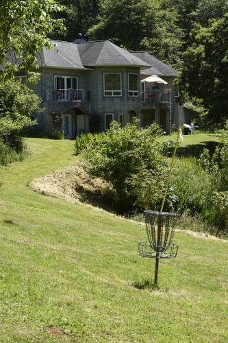 Bed & Breakfast Lucky Mud Inn And Disc Golf Resort