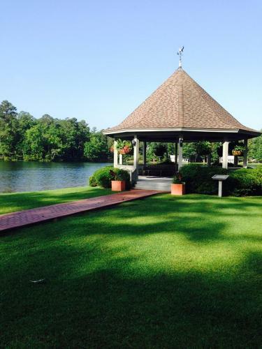 Hotel Lake Tiak - O'khata Resort
