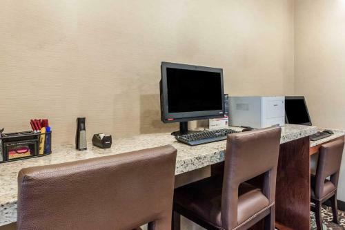 Hotel Comfort Suites Brookings