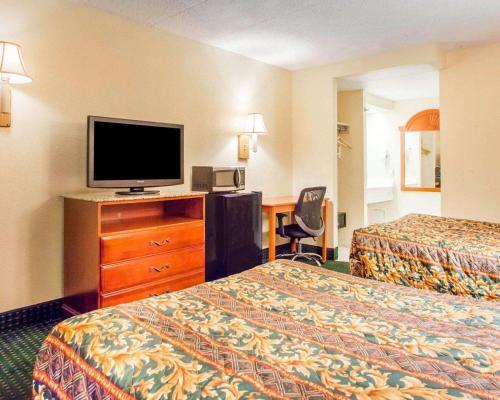 Hotel Rodeway Inn Mount Laurel Hwy 73