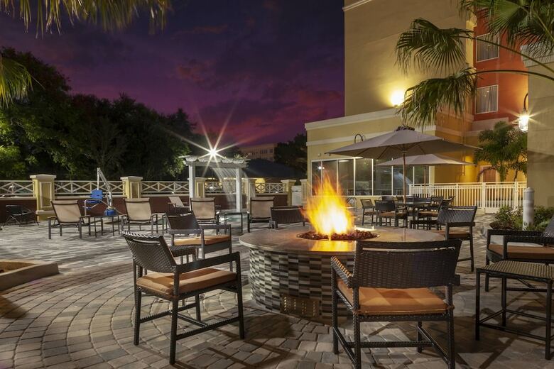 Hotel Courtyard By Marriott Deland Historic Downtown