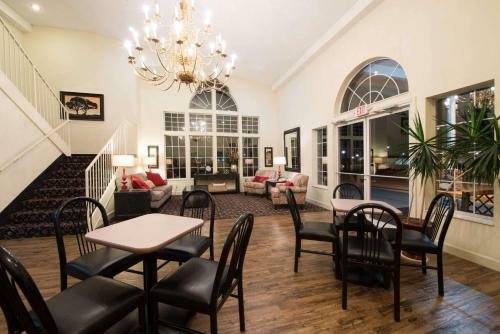 Hotel Super 8 By Wyndham Richmond