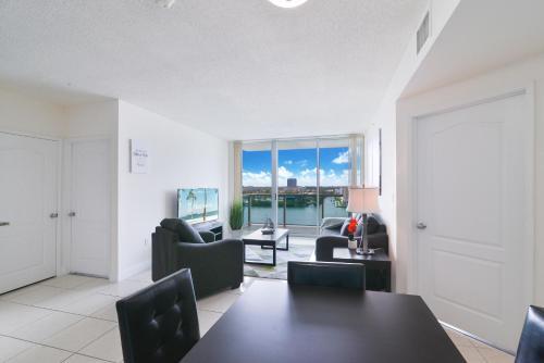 Pet Friendly Apartments In Sunny Isles