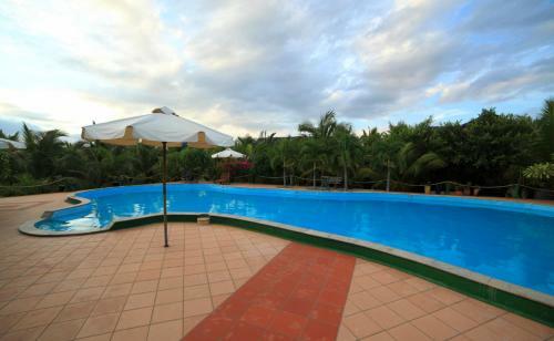 Hotel Gold Rooster Resort