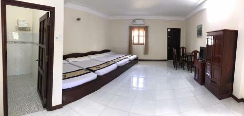 Phuong Nam 2 Hotel