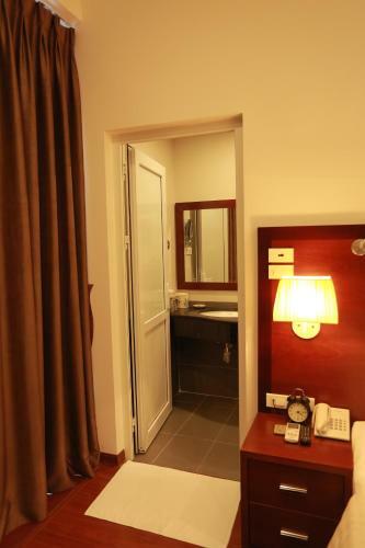 The Melbourne Hotel