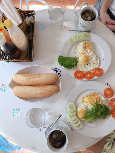 Hostal Sunday Hostel
