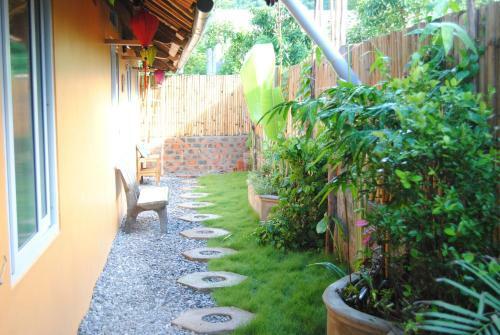 Phong Nha Rustic Home