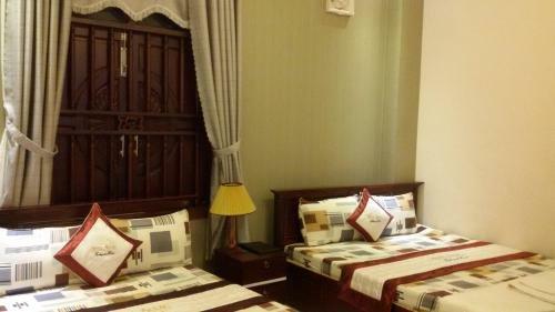 Au Lac Hotel