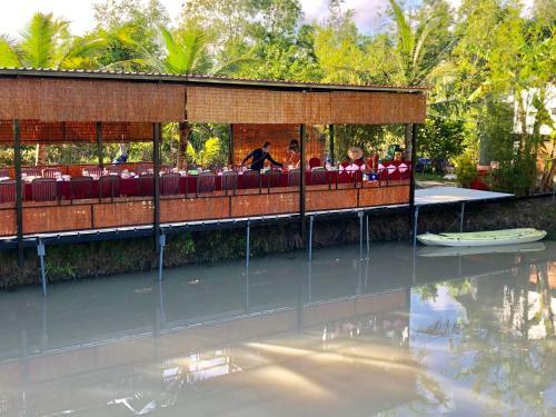 Bed & Breakfast Bungalow Yen Trinh