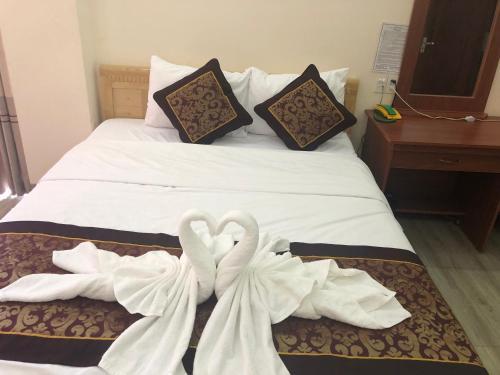 Hotel Kh�ch S?n T�nh Ph�t