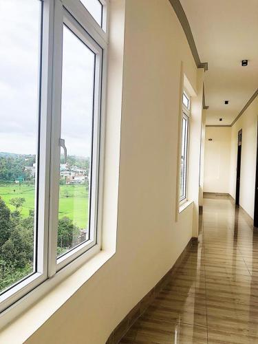 Hotel Kh�ch S?n T�nh Ph�t