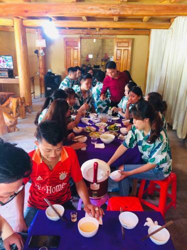 Bed & Breakfast C?c B?c Homestay