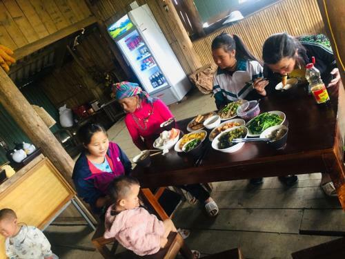 Taphin Ecolodge Homestay And Restaurant