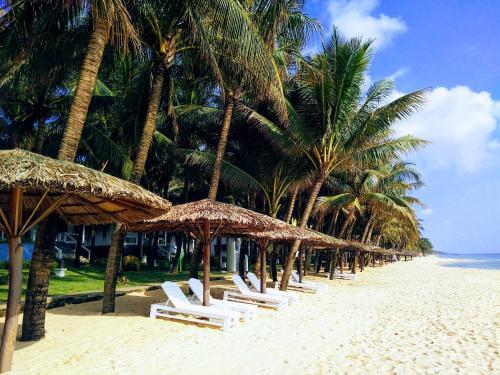 Hotel L'azure Resort And Spa