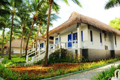 Hotel L'azure Resort And Spa