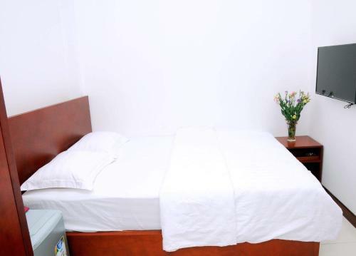 Sunflower Hotel