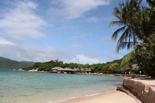 Hotel Whale Island Resort