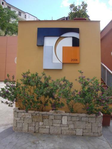 Halykos Hotel