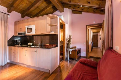 Aparthotel L`estan�a De L`era