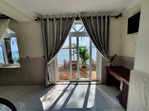 Hotel Phu Quoc Paris Beach