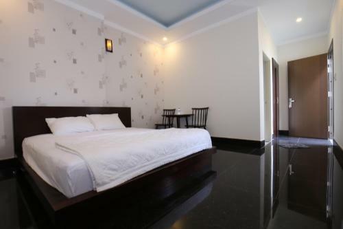 A Plus Hotel (a+ Hotel)