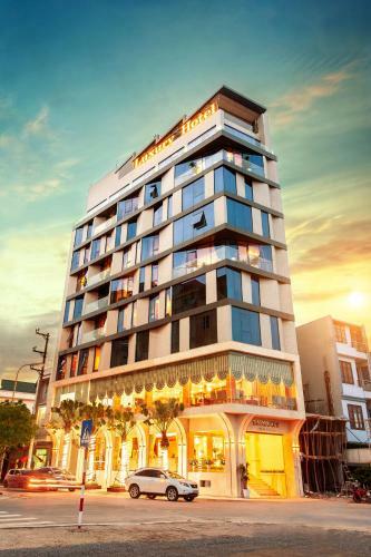 Tu Son Luxury Hotel