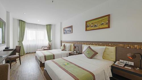 Hotel Ben Tre Riverside Resort