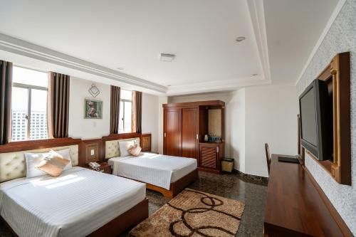 Duc Long Gia Lai Hotels & Apartment