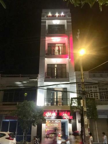 Ho�ng Ng�n Hotel