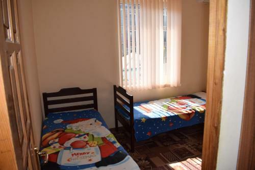 Hostal Guest House Raduga