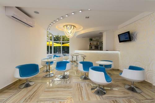 Sunrise Garden Hotel 3*