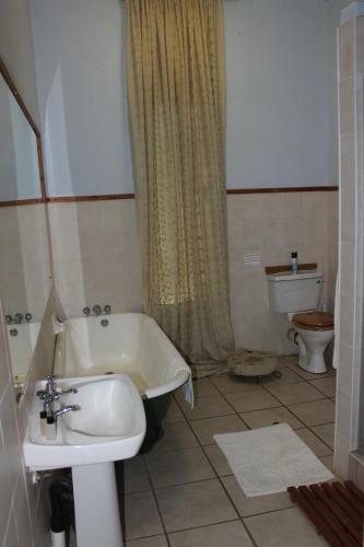 Hostal Drs Place Country Guesthouse